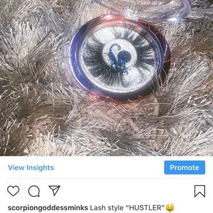 Lash style “Hustler”